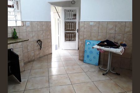 Casa à venda com 3 quartos, 120m² em Vila Nivi, São Paulo