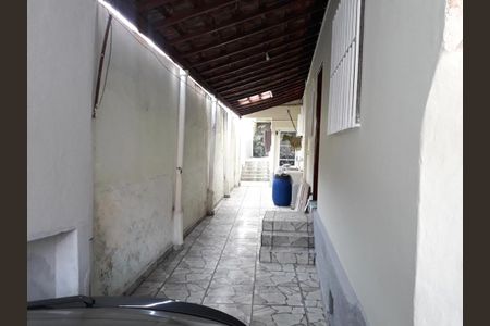Casa à venda com 3 quartos, 120m² em Vila Nivi, São Paulo