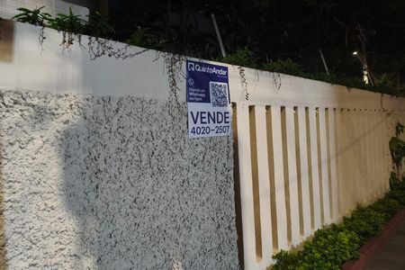 Apartamento à venda com 142m², 3 quartos e 2 vagasFachada