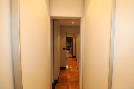 Apartamento à venda com 142m², 3 quartos e 2 vagasQuarto 3 - Banheiro