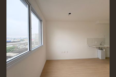 Quarto de kitnet/studio para alugar com 1 quarto, 17m² em Vila Arcadia, São Paulo