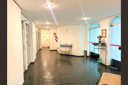 Apartamento à venda com 54m², 1 quarto e 1 vaga