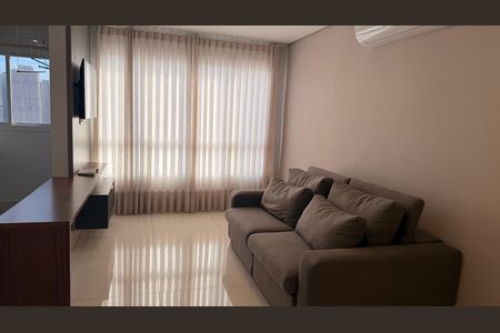 Sala de apartamento para alugar com 2 quartos, 67m² em Setor Bueno, Goiânia