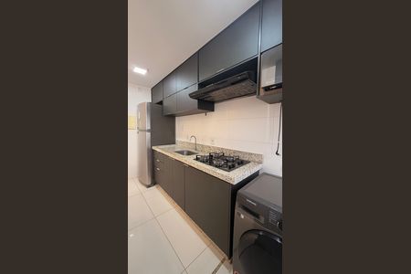 Cozinha - Armários de apartamento para alugar com 2 quartos, 67m² em Setor Bueno, Goiânia