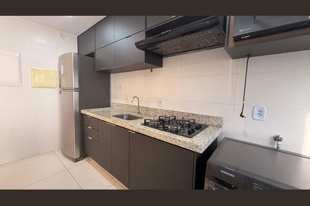 Cozinha - Armários de apartamento para alugar com 2 quartos, 67m² em Setor Bueno, Goiânia