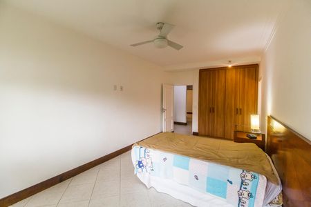 Casa de condomínio à venda com 385m², 2 quartos e 5 vagas Casa de condomínio à venda com 385m², 2 quartos e 5 vagasSuíte 2