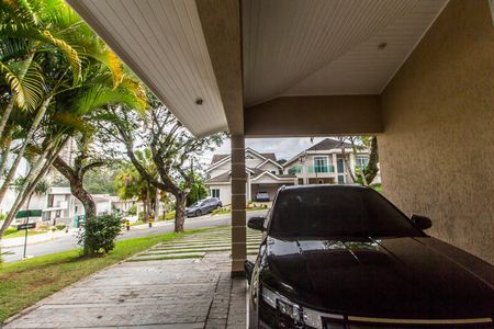 Casa de condomínio à venda com 385m², 2 quartos e 5 vagas Casa de condomínio à venda com 385m², 2 quartos e 5 vagasGaragem
