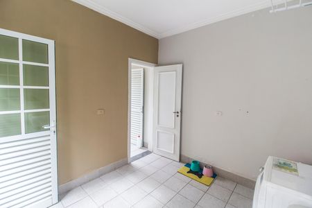 Casa de condomínio à venda com 385m², 2 quartos e 5 vagas Casa de condomínio à venda com 385m², 2 quartos e 5 vagasÁrea de Serviço