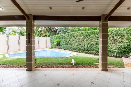 Casa de condomínio à venda com 385m², 2 quartos e 5 vagas Casa de condomínio à venda com 385m², 2 quartos e 5 vagasVista da Sala