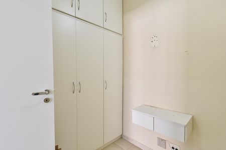 Apartamento à venda com 320m², 3 quartos e 2 vagasQuarto de serviço 2