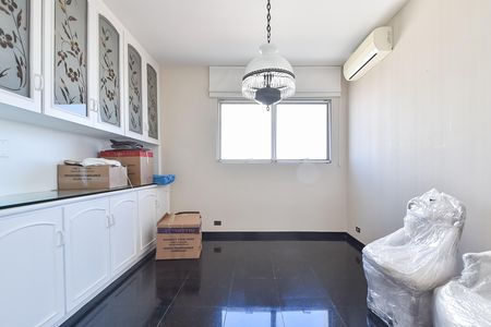 Apartamento à venda com 320m², 3 quartos e 2 vagasSala de almoço