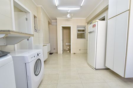 Apartamento à venda com 320m², 3 quartos e 2 vagasÁrea de serviço