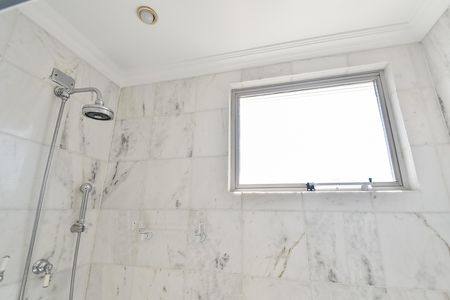 Apartamento à venda com 320m², 3 quartos e 2 vagasBanheiro social