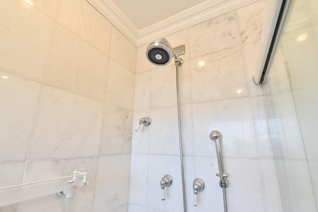 Apartamento à venda com 320m², 3 quartos e 2 vagasBanheiro da suíte