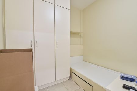 Apartamento à venda com 320m², 3 quartos e 2 vagasQuarto de serviço 1