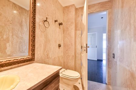 Apartamento à venda com 320m², 3 quartos e 2 vagasLavabo