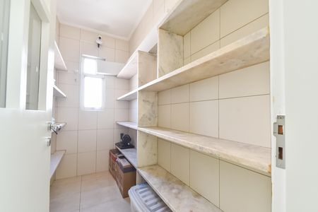 Apartamento à venda com 320m², 3 quartos e 2 vagasDespensa