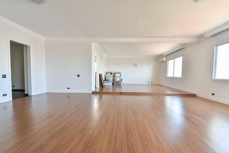 Apartamento à venda com 320m², 3 quartos e 2 vagasSala