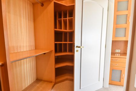Apartamento à venda com 320m², 3 quartos e 2 vagasCloset do quarto 1