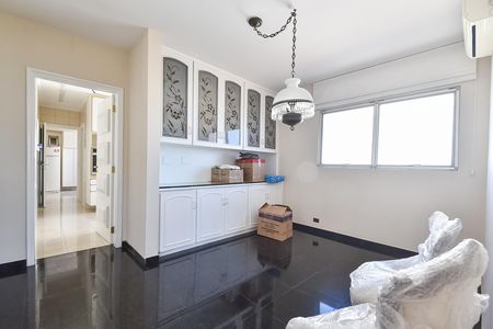 Apartamento à venda com 320m², 3 quartos e 2 vagasSala de almoço