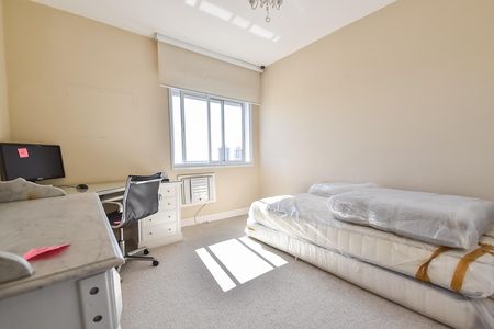 Apartamento à venda com 320m², 3 quartos e 2 vagasQuarto 2