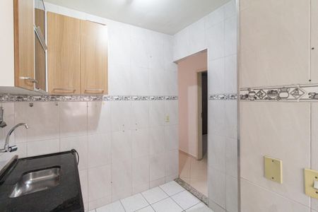 Apartamento para alugar com 49m², 2 quartos e 1 vaga Apartamento para alugar com 49m², 2 quartos e 1 vagaCozinha e área de serviço