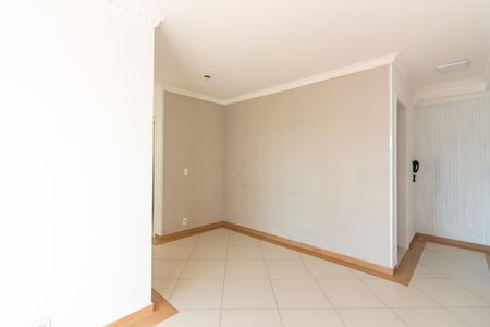 Sala de apartamento para alugar com 3 quartos, 62m² em Km 18, Osasco