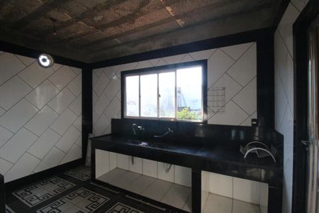 Cozinha de casa para alugar com 1 quarto, 60m² em Chacrinha, Nova Iguaçu
