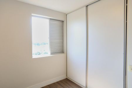 Apartamento para alugar com 72m², 2 quartos e 1 vagaQuarto 1
