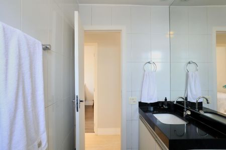 Apartamento para alugar com 72m², 2 quartos e 1 vagaBanheiro