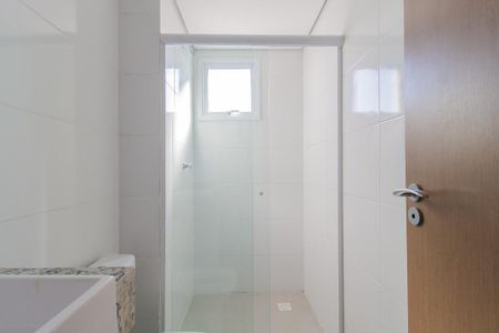 Banheiro suíte de apartamento para alugar com 3 quartos, 80m² em Rp4 (regiões de Planejamento), Mauá