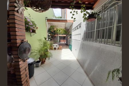 Casa à venda com 3 quartos, 310m² em Jardim São Paulo, São Paulo