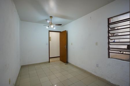 Casa de condomínio à venda com 127m², 4 quartos e 3 vagas Casa de condomínio à venda com 127m², 4 quartos e 3 vagasCozinha