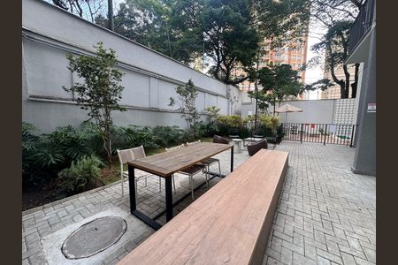 Apartamento para alugar com 27m², 1 quarto e sem vaga