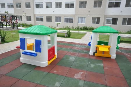 Apartamento para alugar com 32m², 2 quartos e sem vagaÁrea comum - Playground