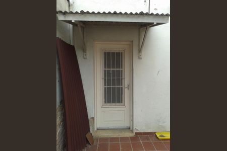Casa à venda com 289m², 2 quartos e 3 vagas Casa à venda com 289m², 2 quartos e 3 vagasÁrea externa