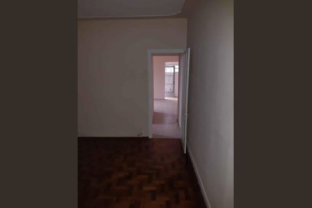 Casa à venda com 289m², 2 quartos e 3 vagas Casa à venda com 289m², 2 quartos e 3 vagasQuarto