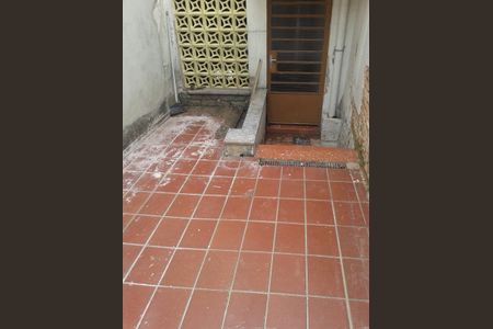 Casa à venda com 289m², 2 quartos e 3 vagas Casa à venda com 289m², 2 quartos e 3 vagasÁrea externa