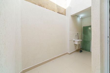Casa para alugar com 90m², 2 quartos e 1 vaga Casa para alugar com 90m², 2 quartos e 1 vagaQuintal Fundos