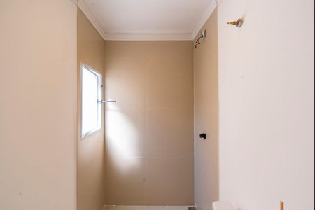 Casa para alugar com 90m², 2 quartos e 1 vaga Casa para alugar com 90m², 2 quartos e 1 vagaBanheiro