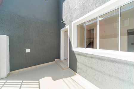 Casa para alugar com 90m², 2 quartos e 1 vaga Casa para alugar com 90m², 2 quartos e 1 vagaQuintal Frente