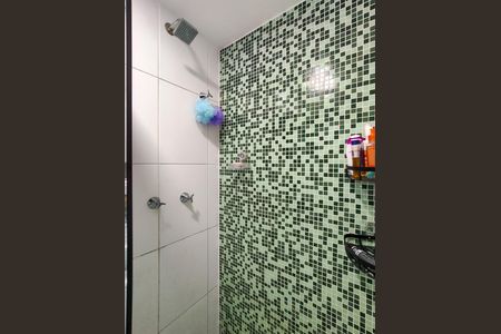 Apartamento à venda com 81m², 3 quartos e 1 vaga Apartamento à venda com 81m², 3 quartos e 1 vagaBanheiro Corredor
