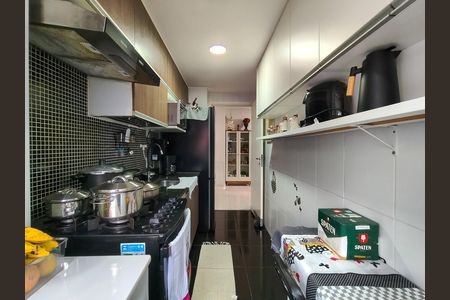 Apartamento à venda com 81m², 3 quartos e 1 vaga Apartamento à venda com 81m², 3 quartos e 1 vagaCozinha e Área de Serviço