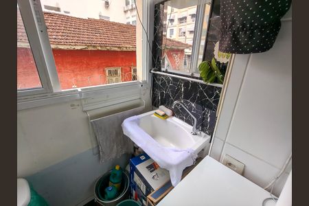 Apartamento à venda com 81m², 3 quartos e 1 vaga Apartamento à venda com 81m², 3 quartos e 1 vagaCozinha e Área de Serviço