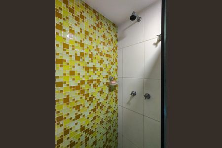 Apartamento à venda com 81m², 3 quartos e 1 vaga Apartamento à venda com 81m², 3 quartos e 1 vagaBanheiro da Suíte
