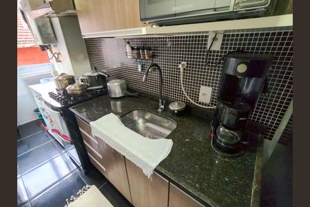 Apartamento à venda com 81m², 3 quartos e 1 vaga Apartamento à venda com 81m², 3 quartos e 1 vagaCozinha e Área de Serviço