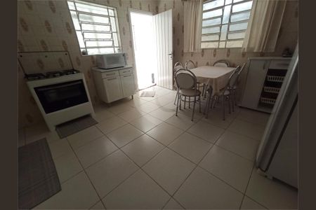Casa à venda com 3 quartos, 223m² em Parada Inglesa, São Paulo