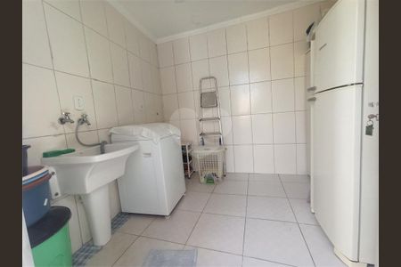 Casa à venda com 3 quartos, 223m² em Parada Inglesa, São Paulo