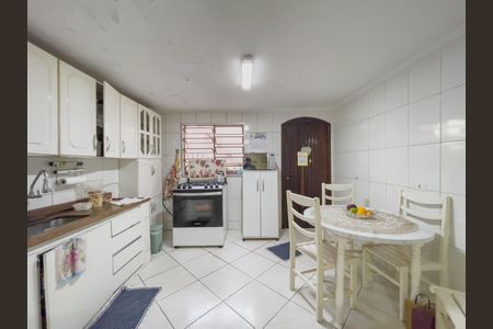 Casa à venda com 208m², 4 quartos e 3 vagasCopa e Cozinha