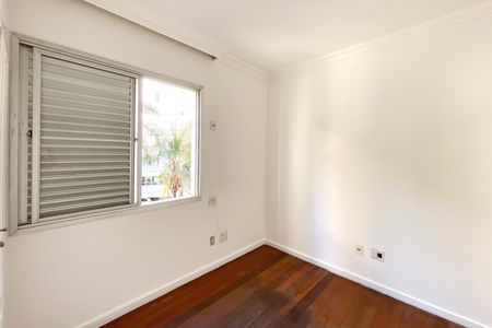 Apartamento à venda com 110m², 3 quartos e 2 vagasQuarto 3
